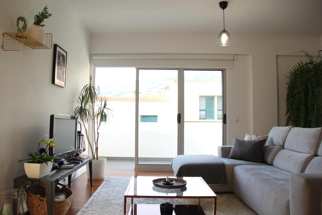 Patio Da Achada View Apartment ฟุงชาล ภายนอก รูปภาพ